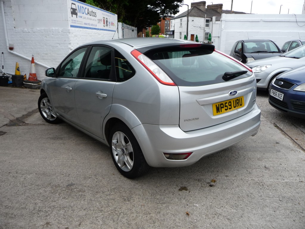 FORD FOCUS 1.6 STYLE 5DR