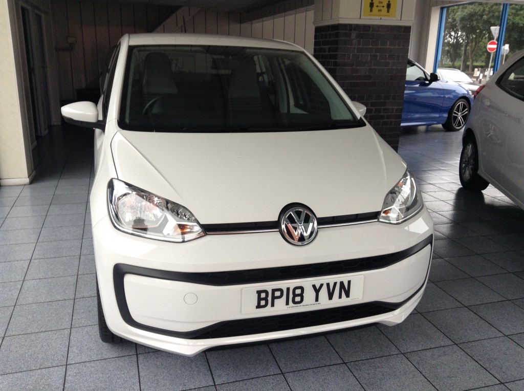 VOLKSWAGEN UP! 1.0 MOVE UP BLUEMOTION TECHNOLOGY 5DR AUTOMATIC
