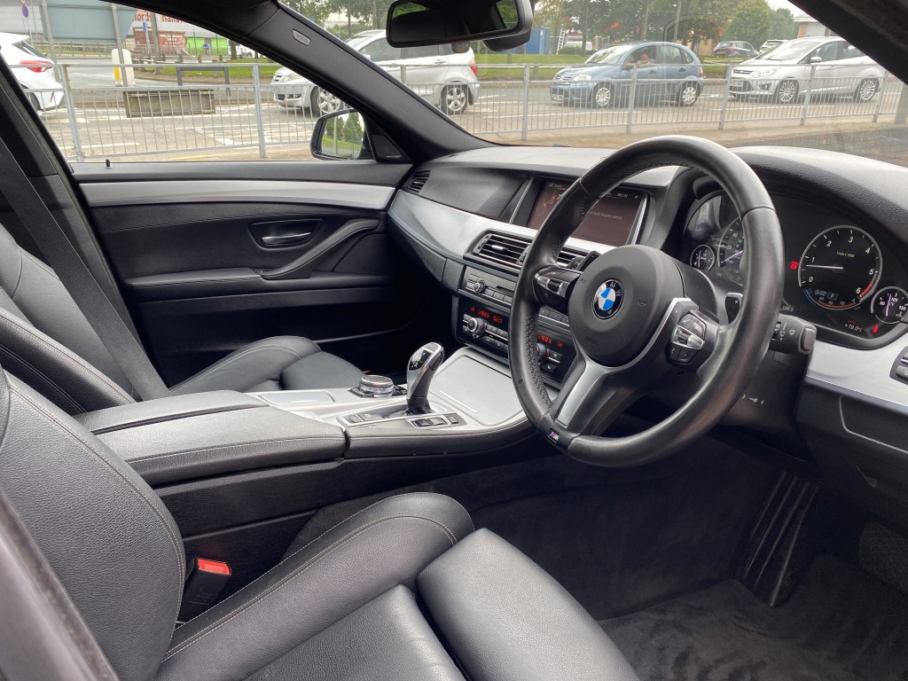 BMW 5 SERIES 3.0 530D M SPORT 4DR AUTOMATIC