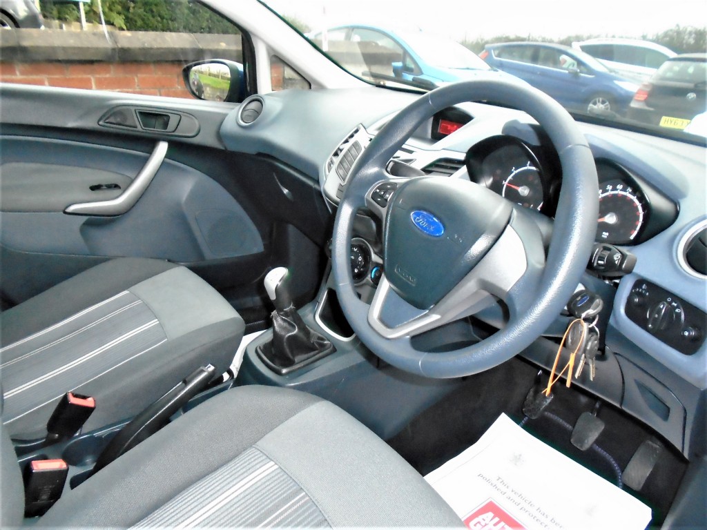 FORD FIESTA 1.2 STYLE PLUS 5DR