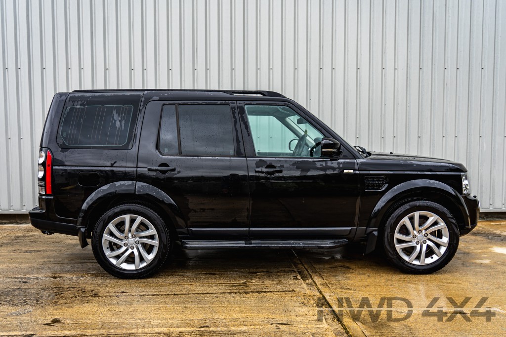 LAND ROVER DISCOVERY 3.0 4 TDV6 XS 5DR AUTOMATIC