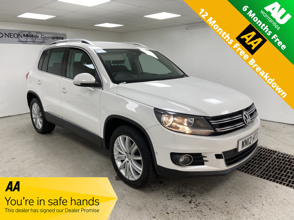 Used VOLKSWAGEN TIGUAN 2.0 SPORT TDI BLUEMOTION TECHNOLOGY 4MOTION 5DR in West Yorkshire