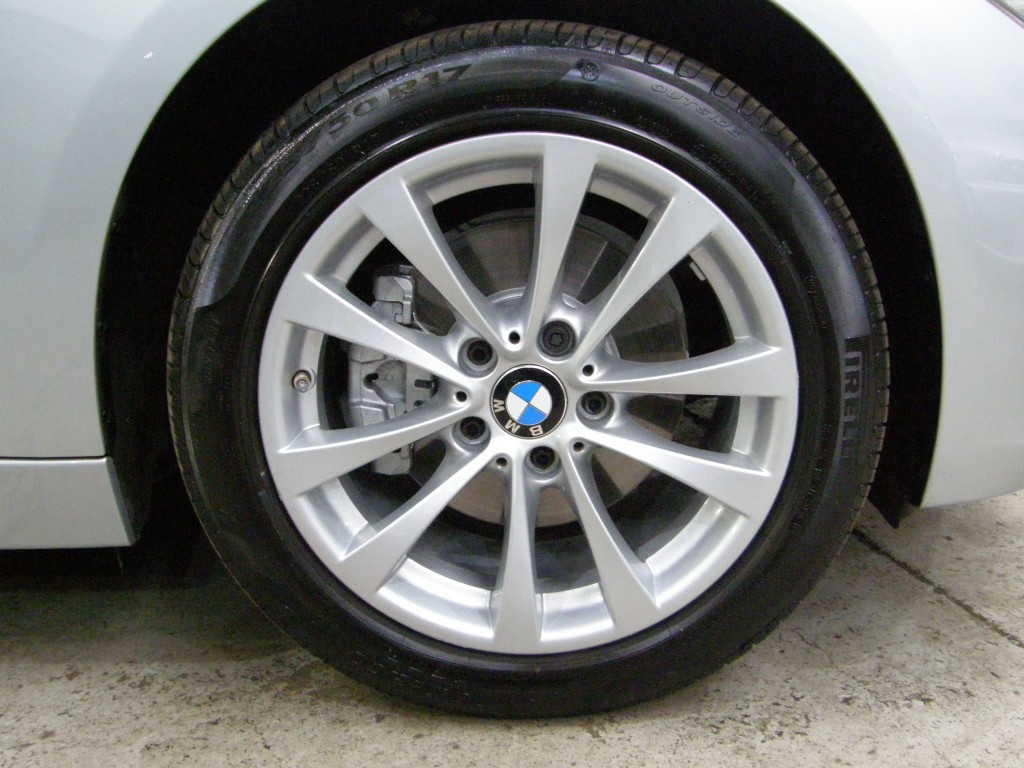 BMW 3 SERIES 2.0 330E SE 4DR AUTOMATIC