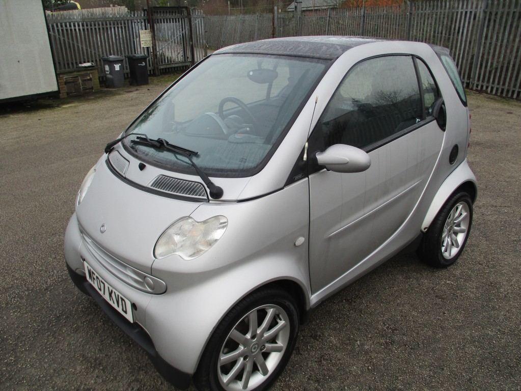 SMART FORTWO COUPE 0.7 PASSION SOFTOUCH 2DR AUTOMATIC