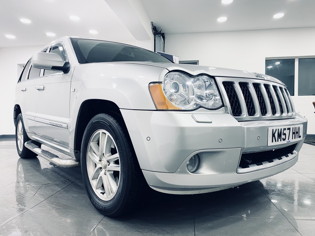 JEEP GRAND CHEROKEE 3.0 OVERLAND CRD V6 5DR AUTOMATIC