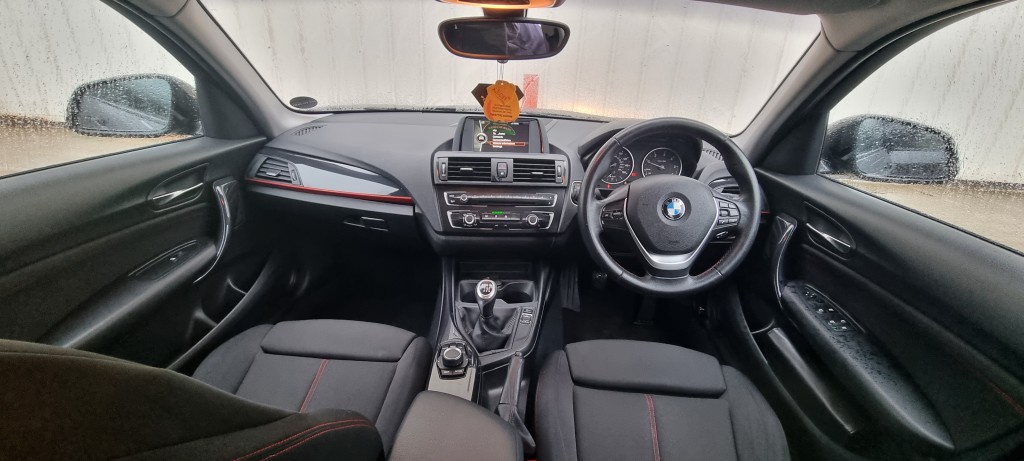 BMW 1 SERIES 2.0 116D SPORT 5DR