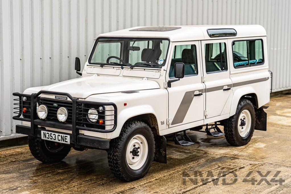 Used LAND ROVER DEFENDER 110 COUNTY SW 12S TDI 2.5 110 COUNTY SW 12S TDI 5DR in Lancashire