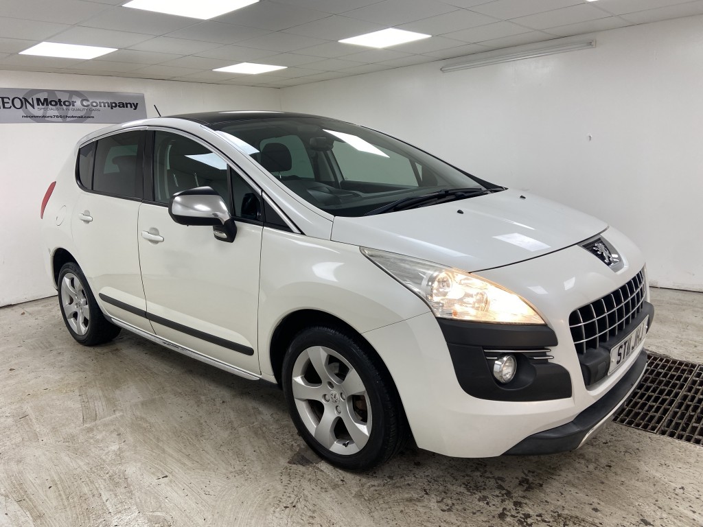 Used PEUGEOT 3008 1.6 EXCLUSIVE HDI 5DR SEMI AUTOMATIC in West Yorkshire