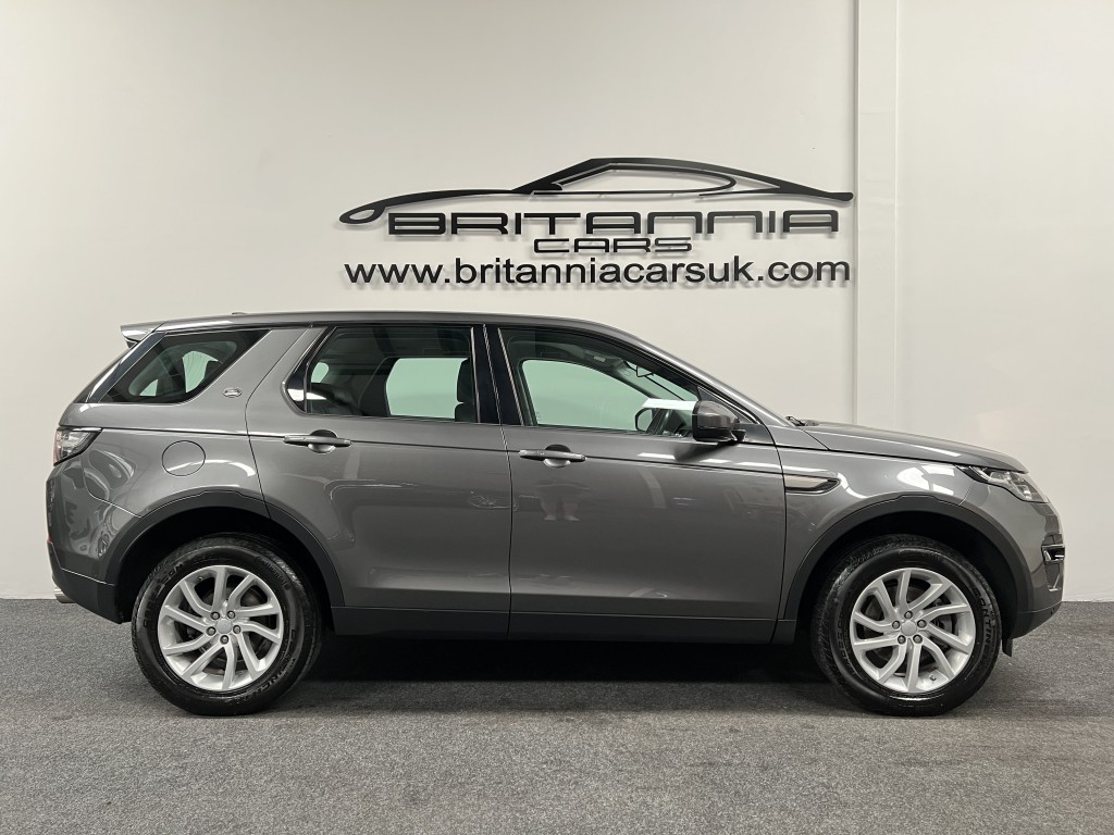 LAND ROVER DISCOVERY SPORT 2.0 TD4 SE TECH 5DR AUTOMATIC