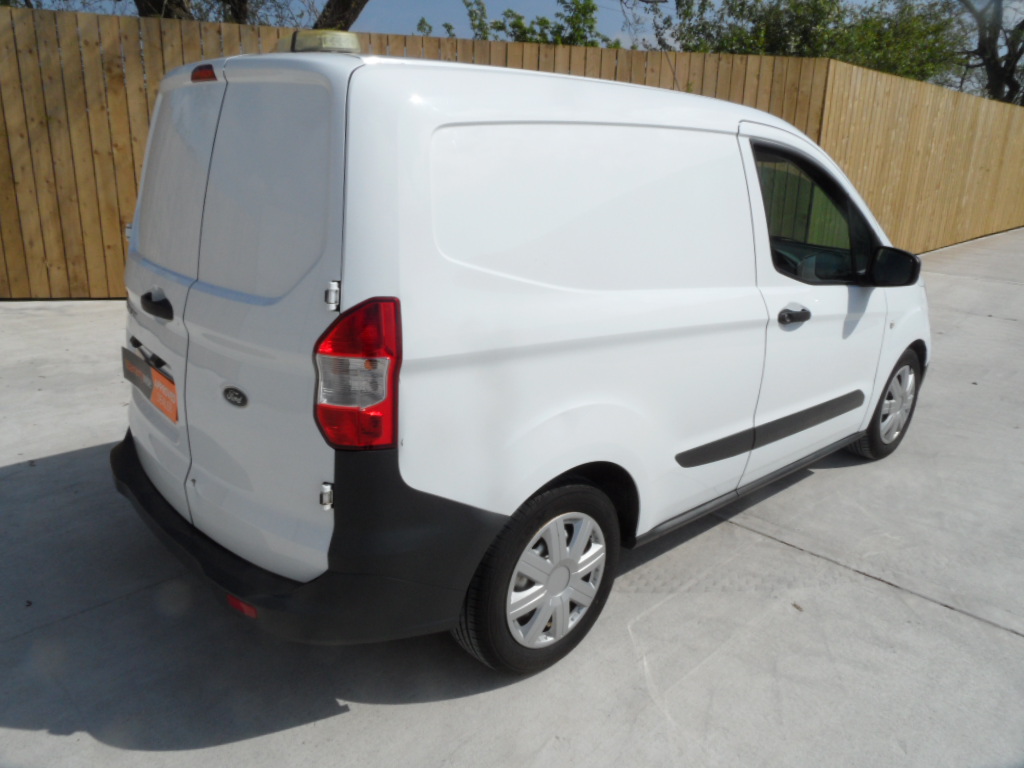 FORD TRANSIT COURIER 1.5  TDCI COURIER DIESEL 75-PS VAN EURO 6 