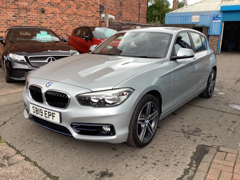 BMW 1 SERIES 2.0 120I SPORT 5DR AUTOMATIC