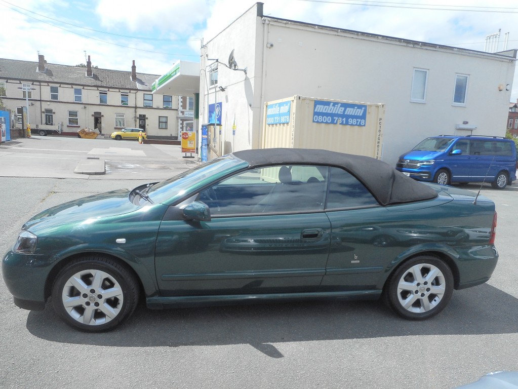 VAUXHALL ASTRA 1.8 COUPE CONVERTIBLE 16V 2DR Manual