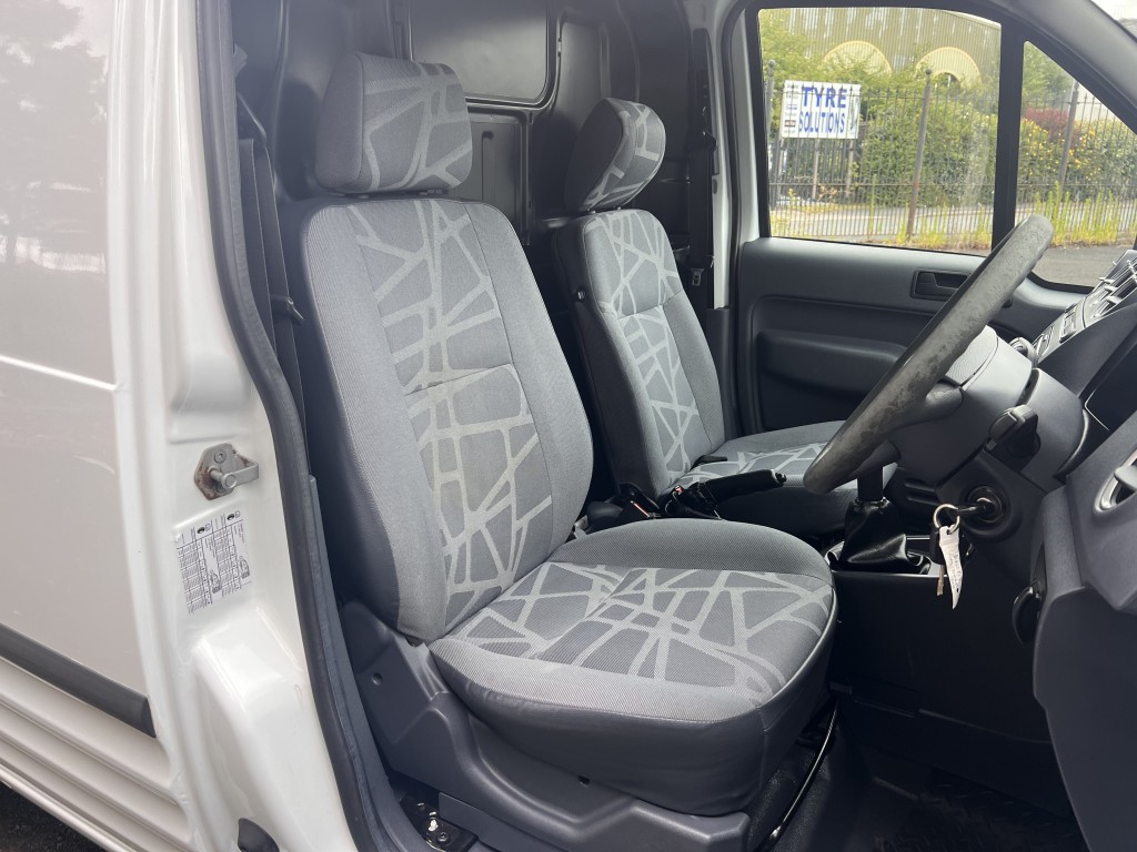 FORD TRANSIT CONNECT 1.8 T200 LR Manual