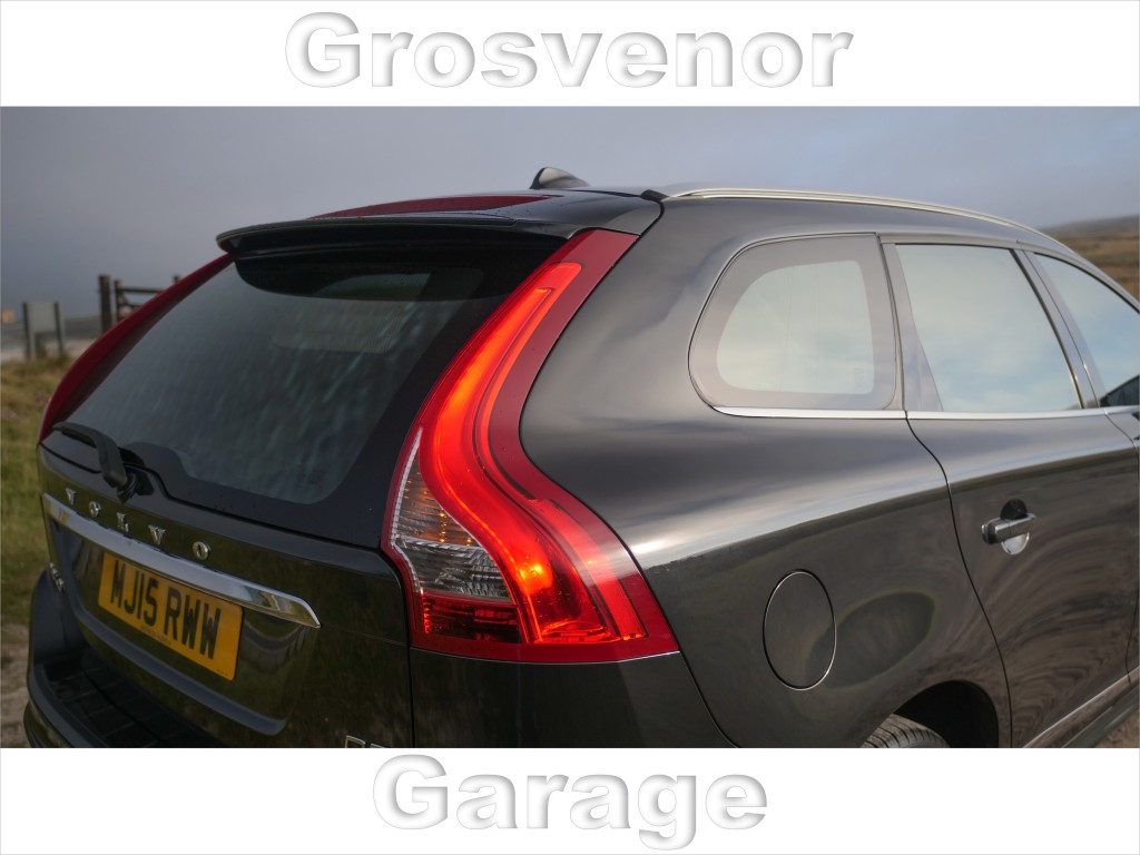 VOLVO XC60 2.4 D5 SE LUX NAV AWD 5DR Automatic