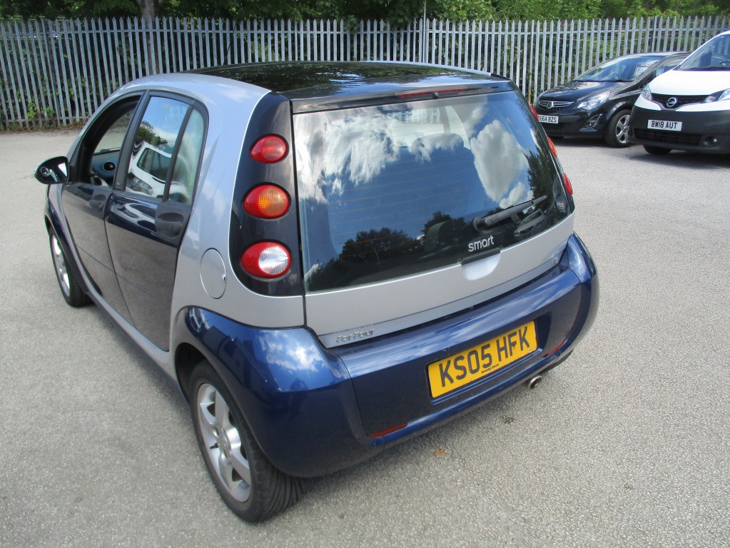 SMART FORFOUR 1.3 PASSION SOFTOUCH 5DR Semi Automatic