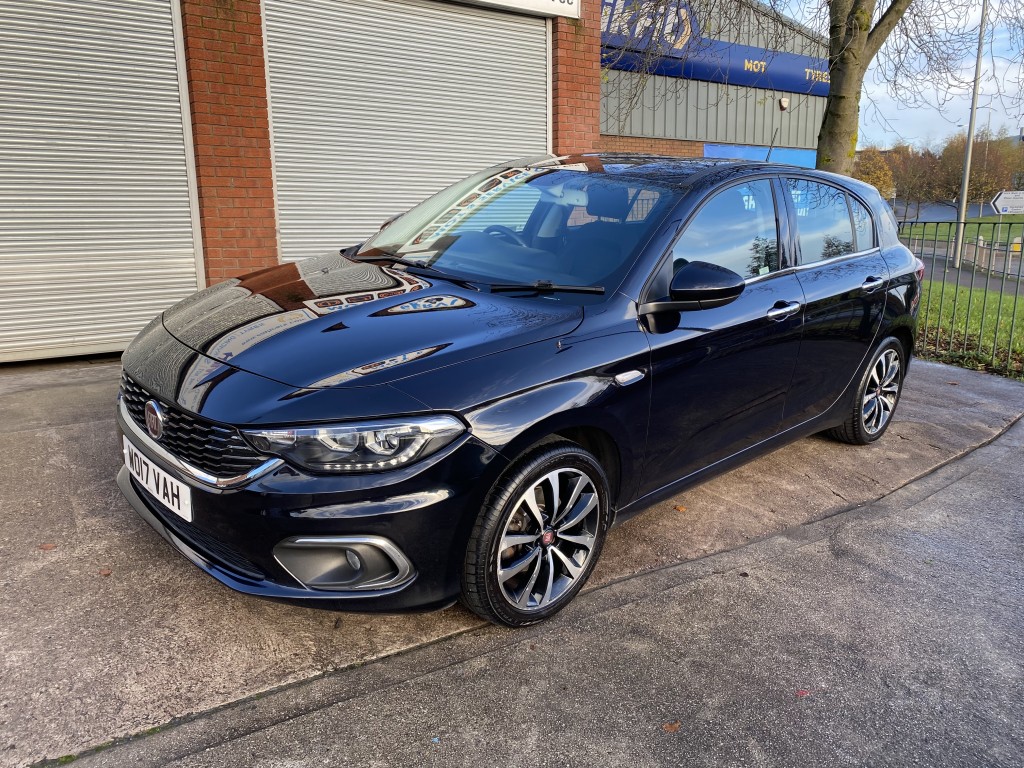 FIAT TIPO 1.4 LOUNGE 5DR Manual