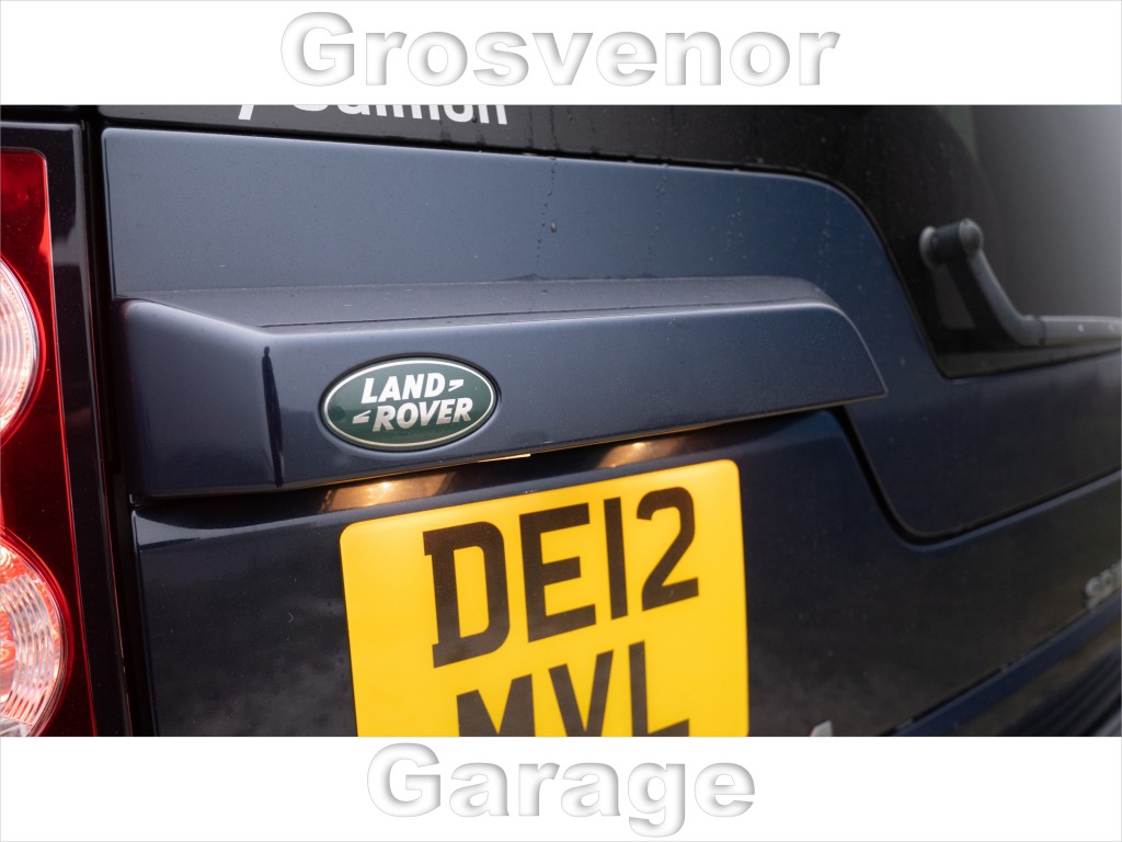 LAND ROVER DISCOVERY 3.0 4 SDV6 XS 5DR Automatic