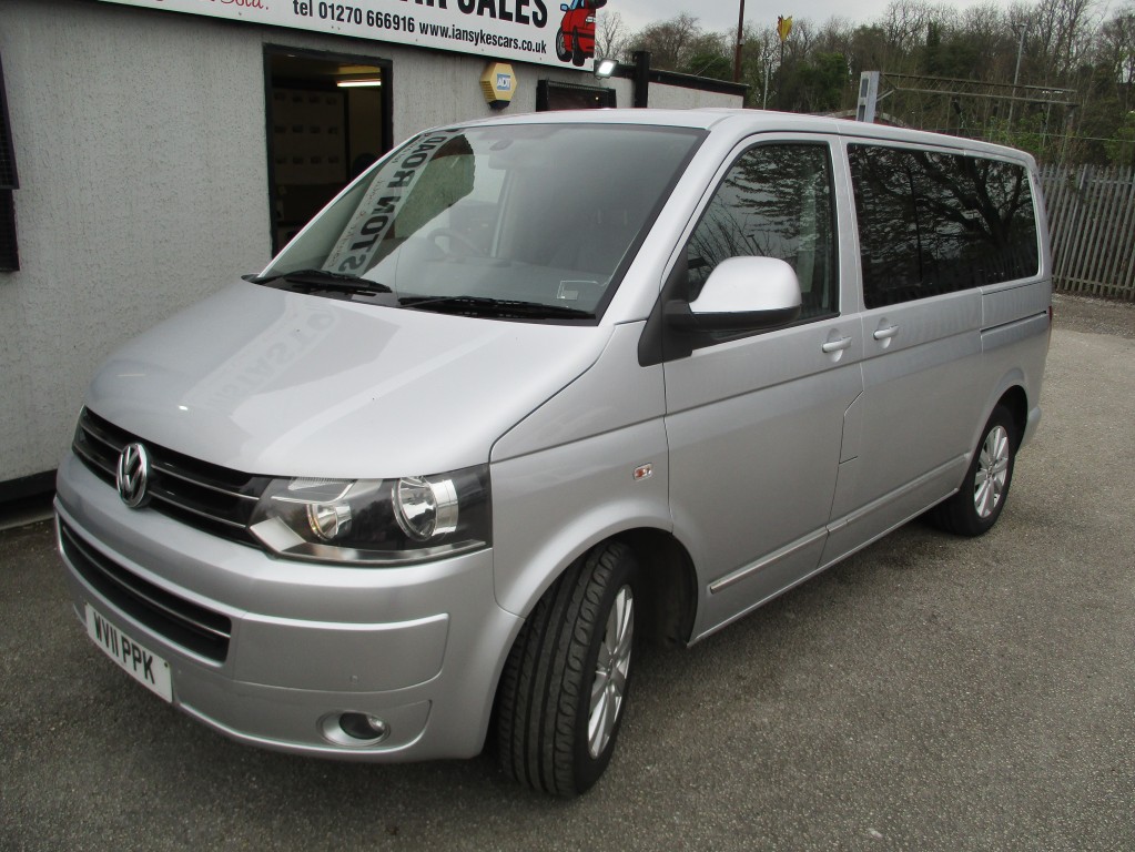 VOLKSWAGEN CARAVELLE 2.0 EXECUTIVE TDI 5DR Automatic