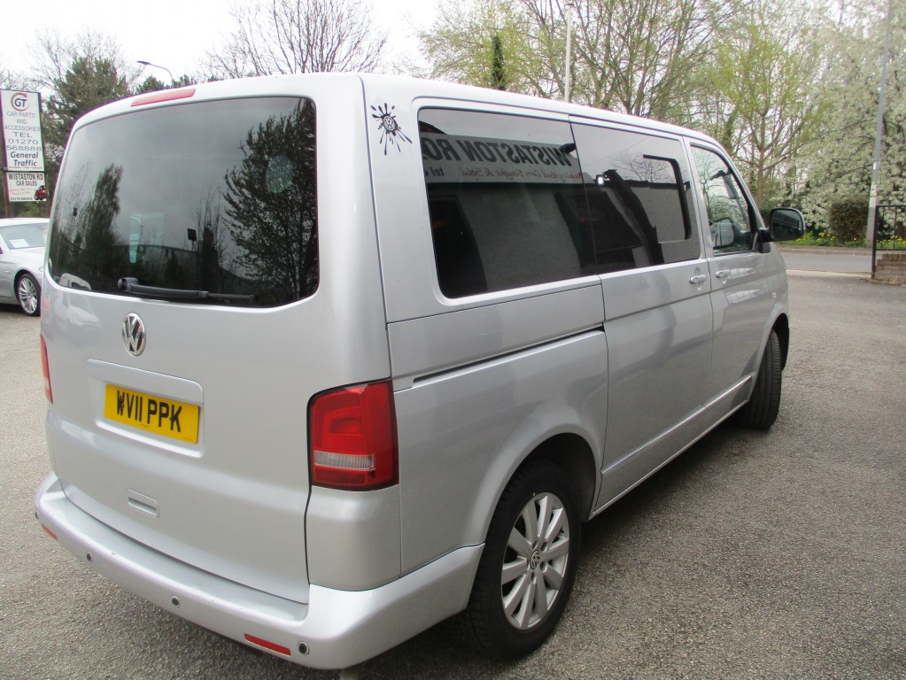 VOLKSWAGEN CARAVELLE 2.0 EXECUTIVE TDI 5DR Automatic