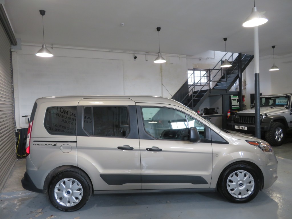 FORD TOURNEO CONNECT 1.5 ZETEC TDCI 5DR Manual WHEELCHAIR CAR
