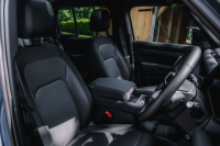 LAND ROVER DEFENDER 110 D250 X-DYNAMIC S | 7-Seater U2688-67