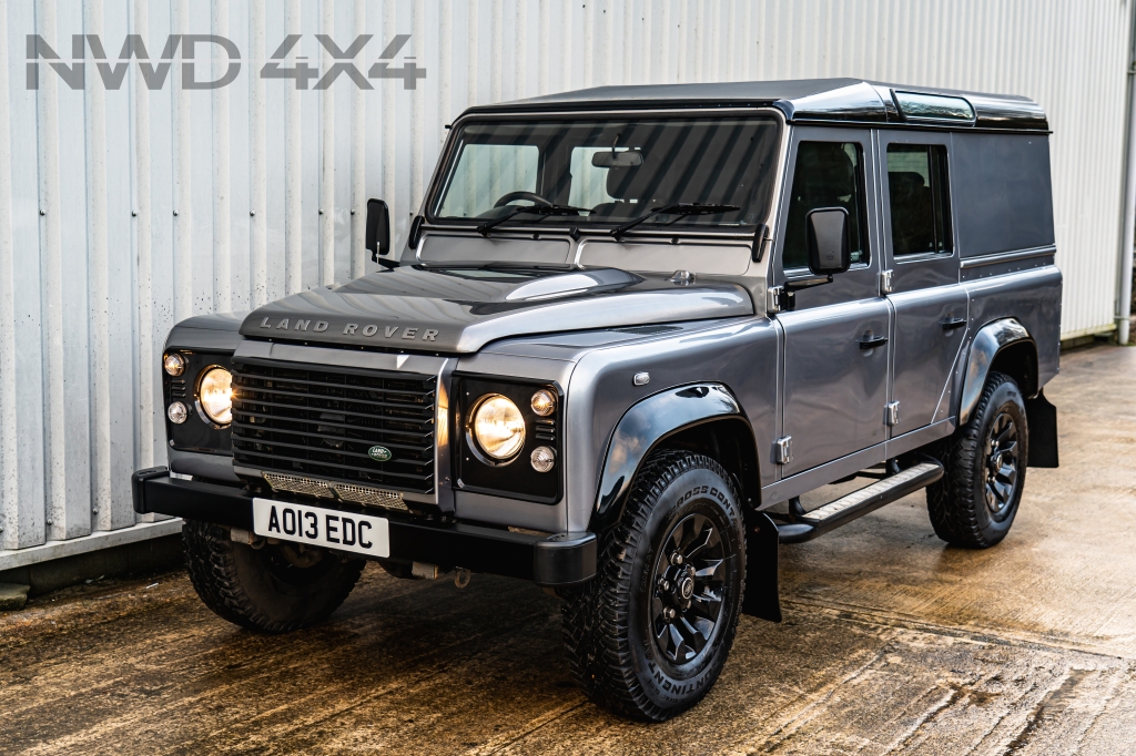 Used LAND ROVER DEFENDER 110 2.2 TD XS UTILITY WAGON Manual in Lancashire