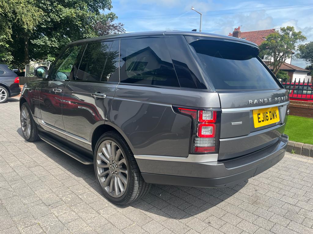LAND ROVER RANGE ROVER 4.4 SDV8 AUTOBIOGRAPHY 5DR Automatic
