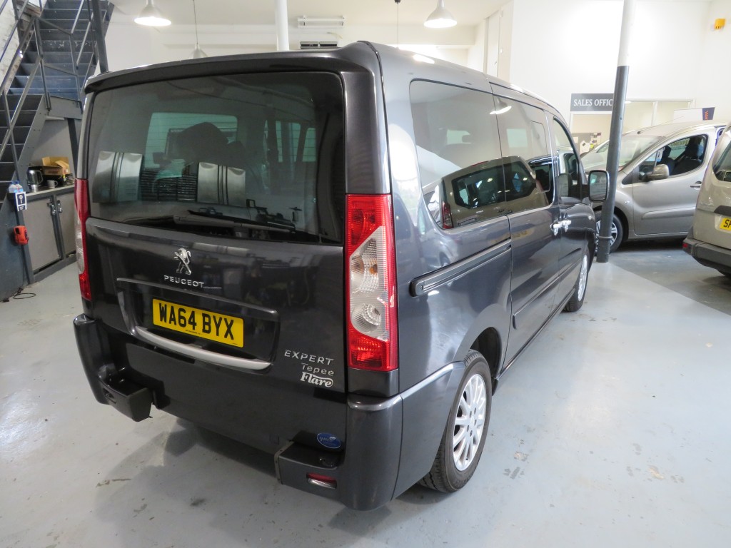 PEUGEOT EXPERT TEPEE 2.0 HDI TEPEE LEISURE L1 5DR Manual wheelchair car
