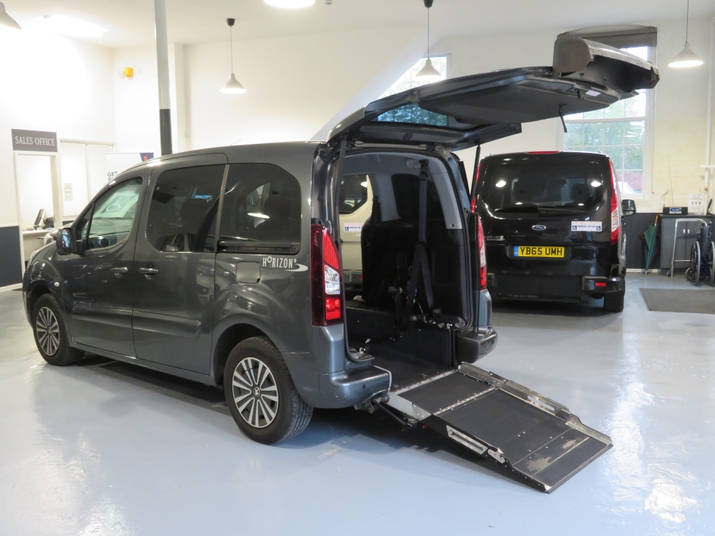 PEUGEOT PARTNER 1.6 HDI S/S TEPEE S 5DR Semi Automatic WHEELCHAIR CAR