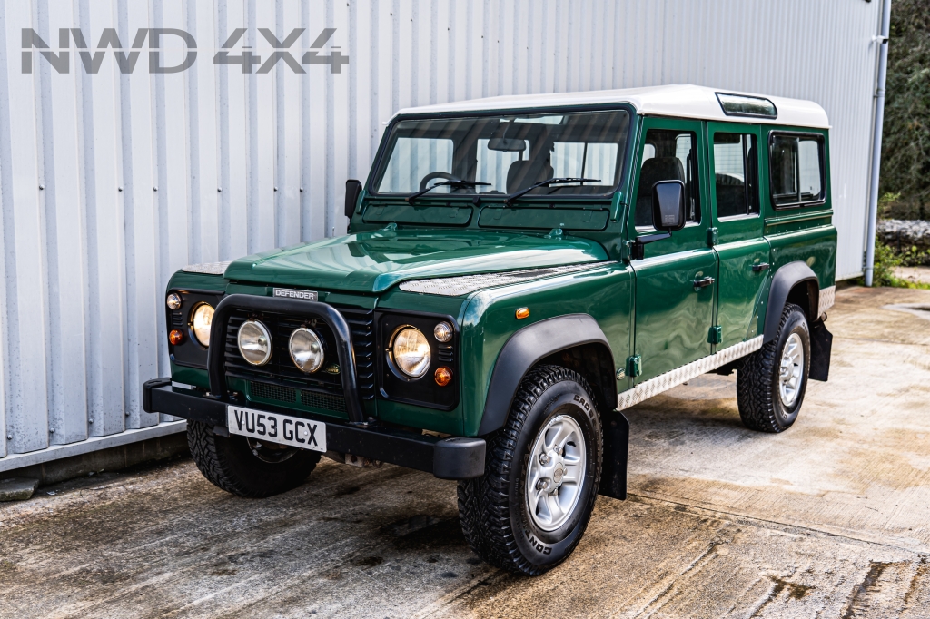 Used LAND ROVER DEFENDER 110 TD5 COUNTY STATION WAGON 2.5 110 TD5 COUNTY STATION WAGON 5DR Manual in Lancashire