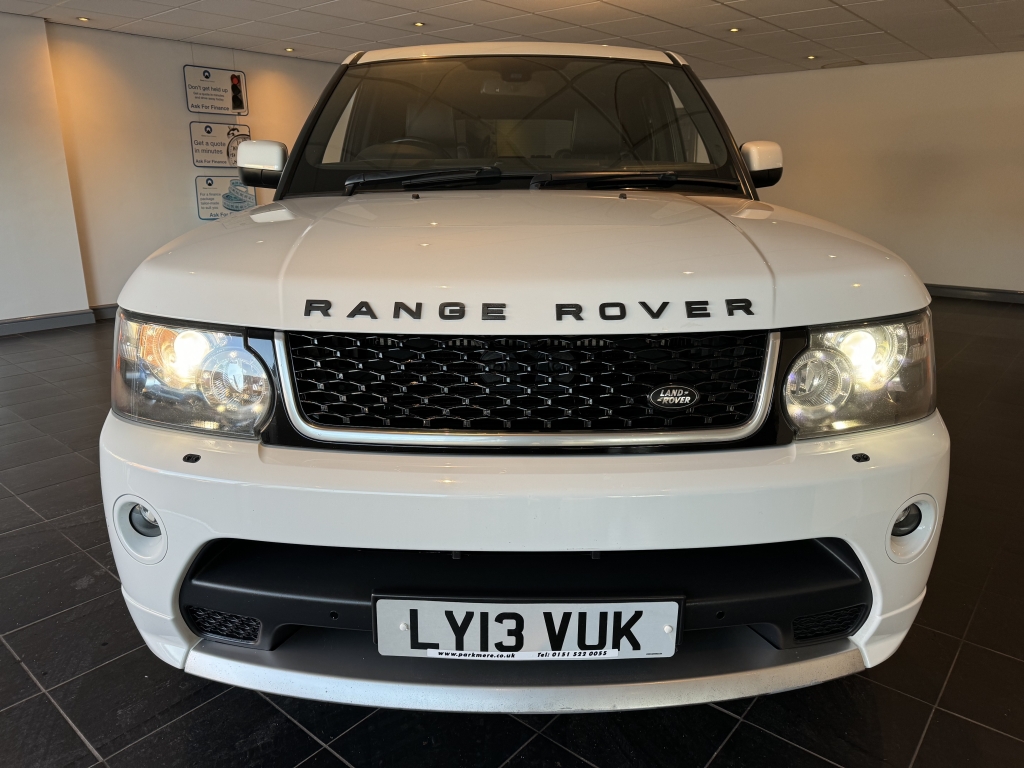 LAND ROVER RANGE ROVER SPORT 3.0 SDV6 HSE BLACK 5DR Automatic