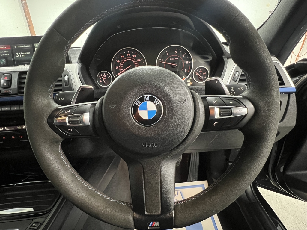 BMW 3 SERIES DIESEL SALOON 2.0 320D M SPORT 4DR Automatic