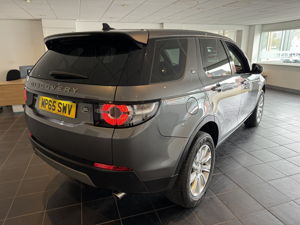 LAND ROVER DISCOVERY SPORT 7SEATER 2.0 TD4 SE TECH 5DR Automatic