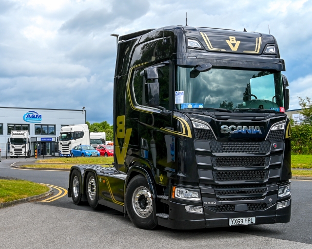 Scania S580 50th Anniversary Edition sold! 